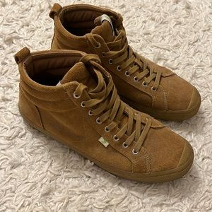 Cariuma Ibi High Sneackers, Men Size 11.5